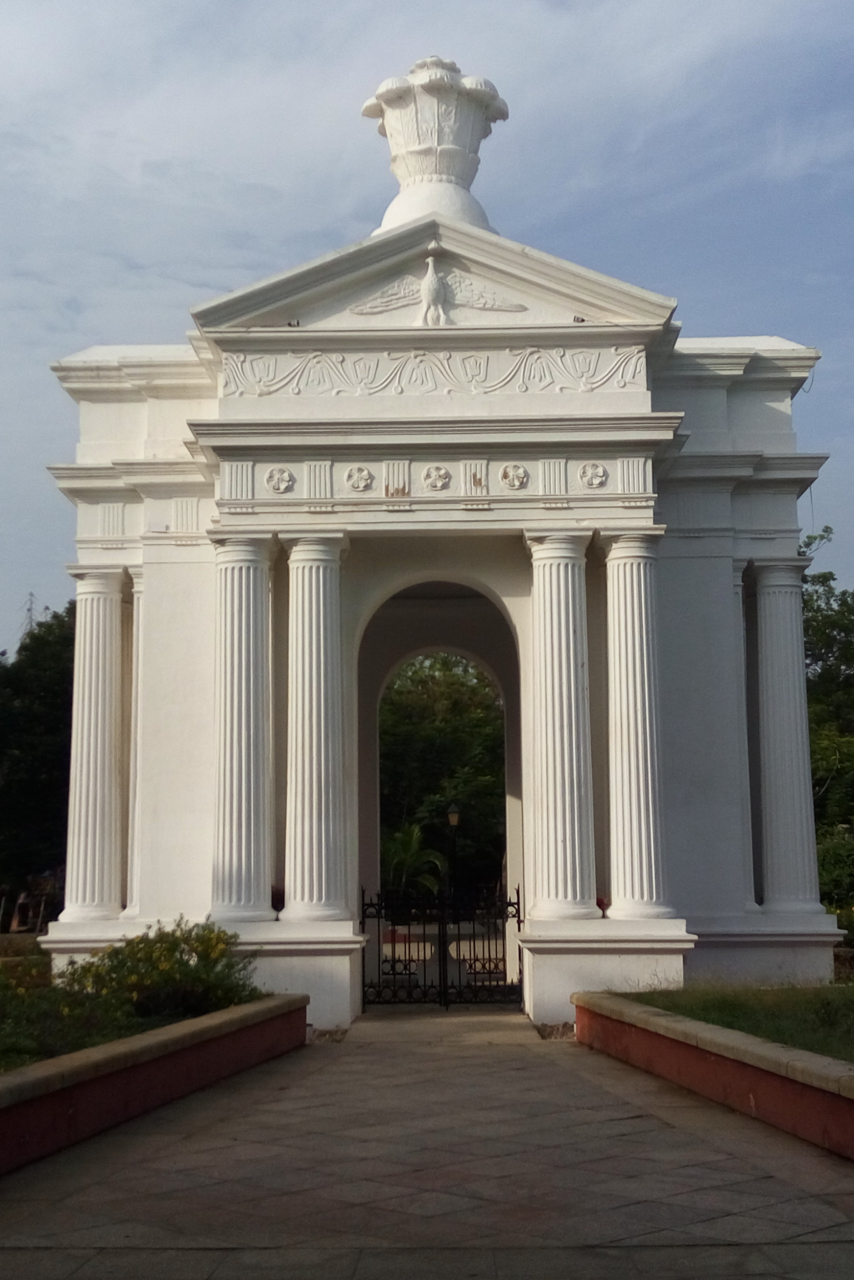 tourism hub(110)